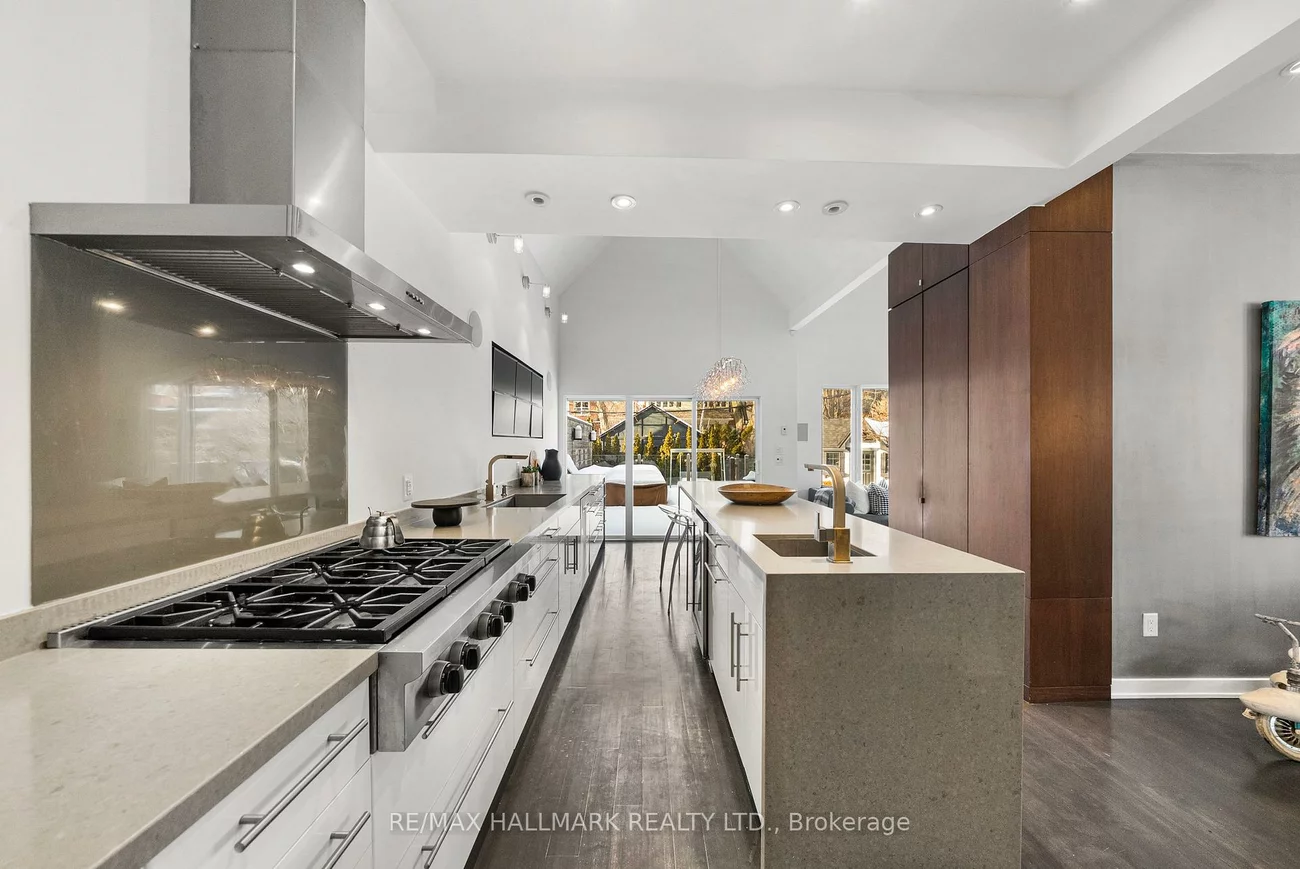 26, Lytton, Lawrence Park South, Toronto