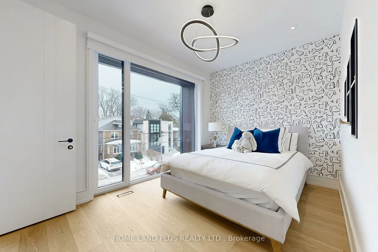 116, Deloraine, Lawrence Park North, Toronto