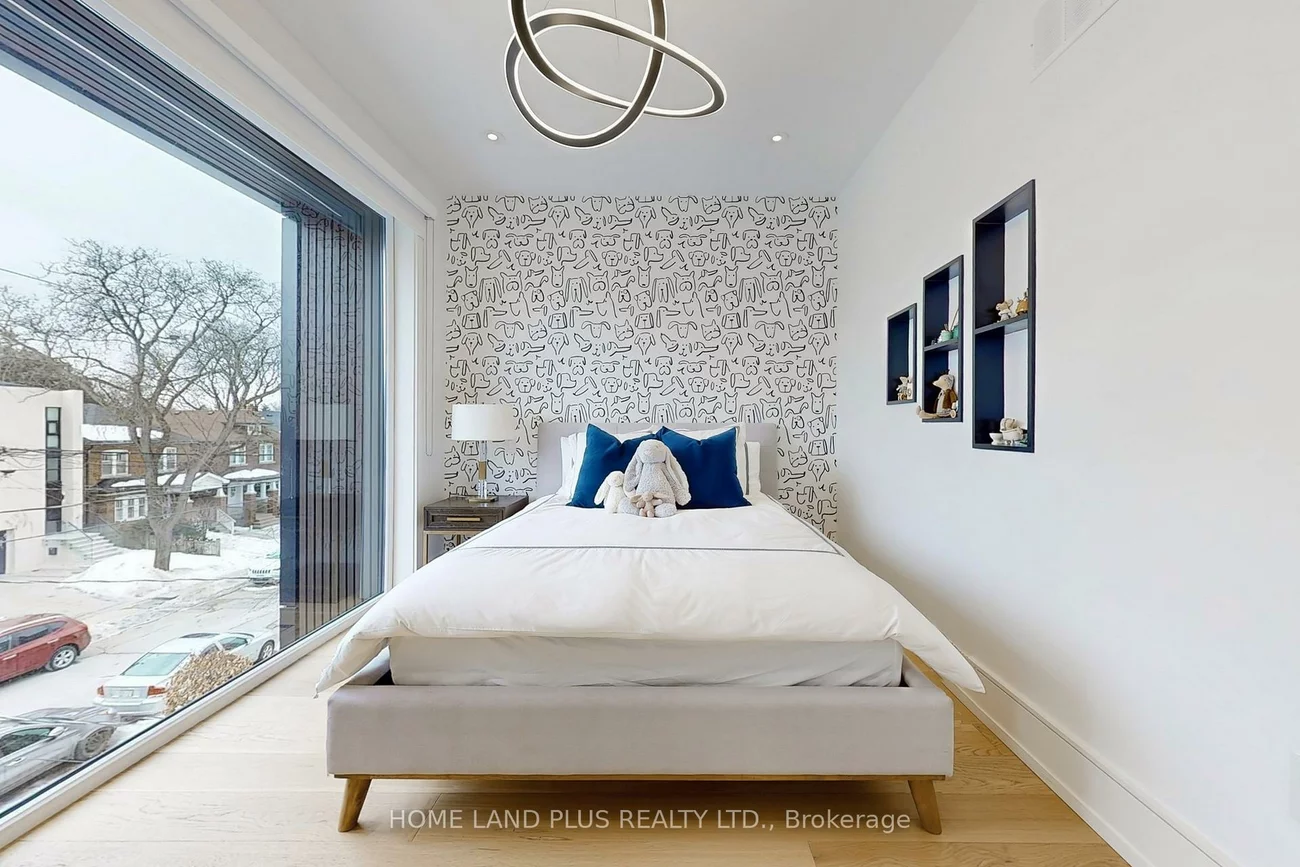 116, Deloraine, Lawrence Park North, Toronto