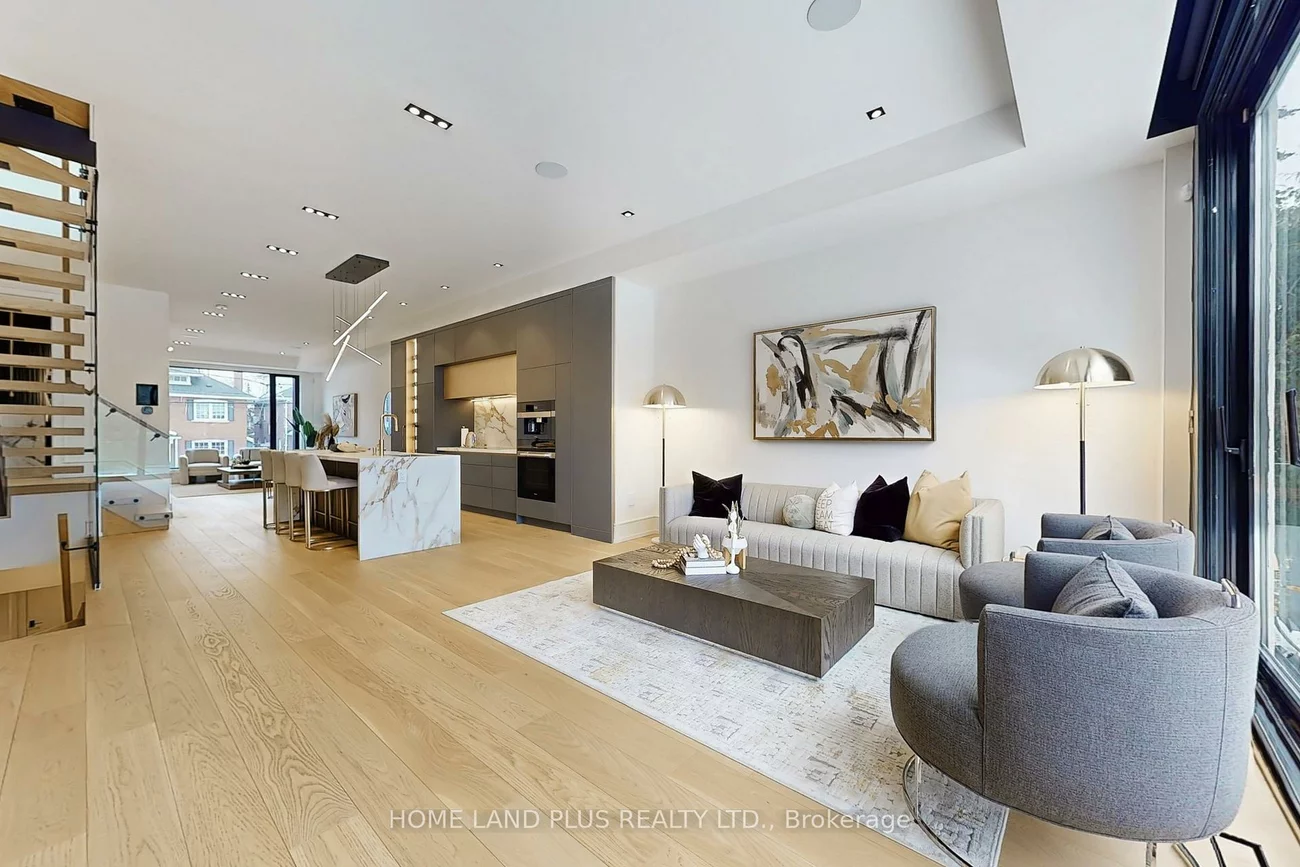 116, Deloraine, Lawrence Park North, Toronto