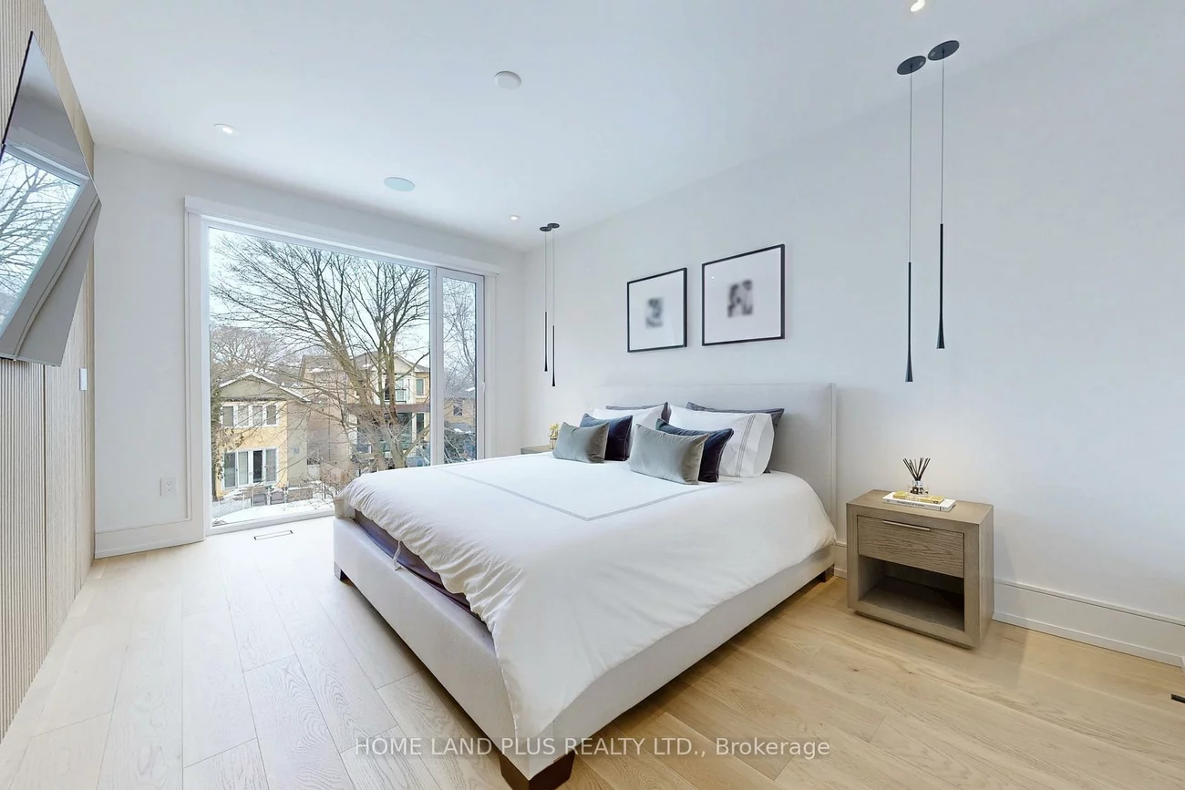 116, Deloraine, Lawrence Park North, Toronto