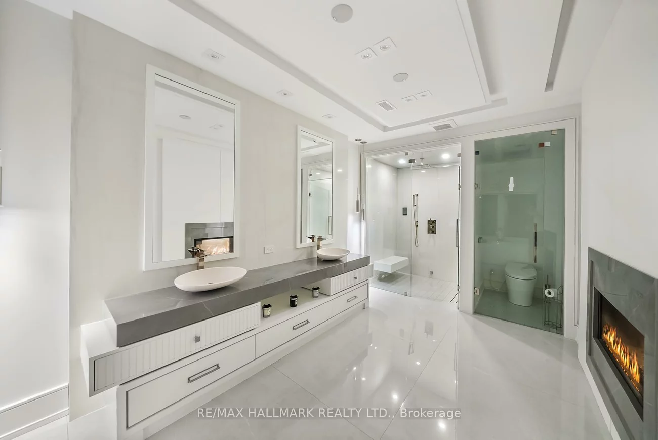 65, Whittaker, Bayview Village, Toronto