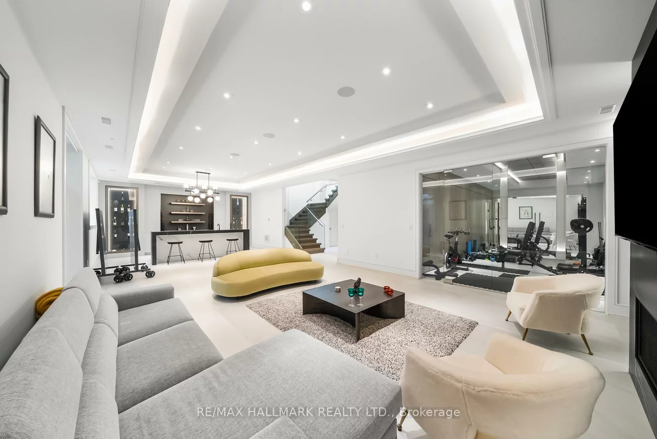 65, Whittaker, Bayview Village, Toronto