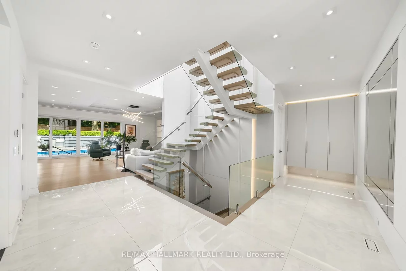 65, Whittaker, Bayview Village, Toronto