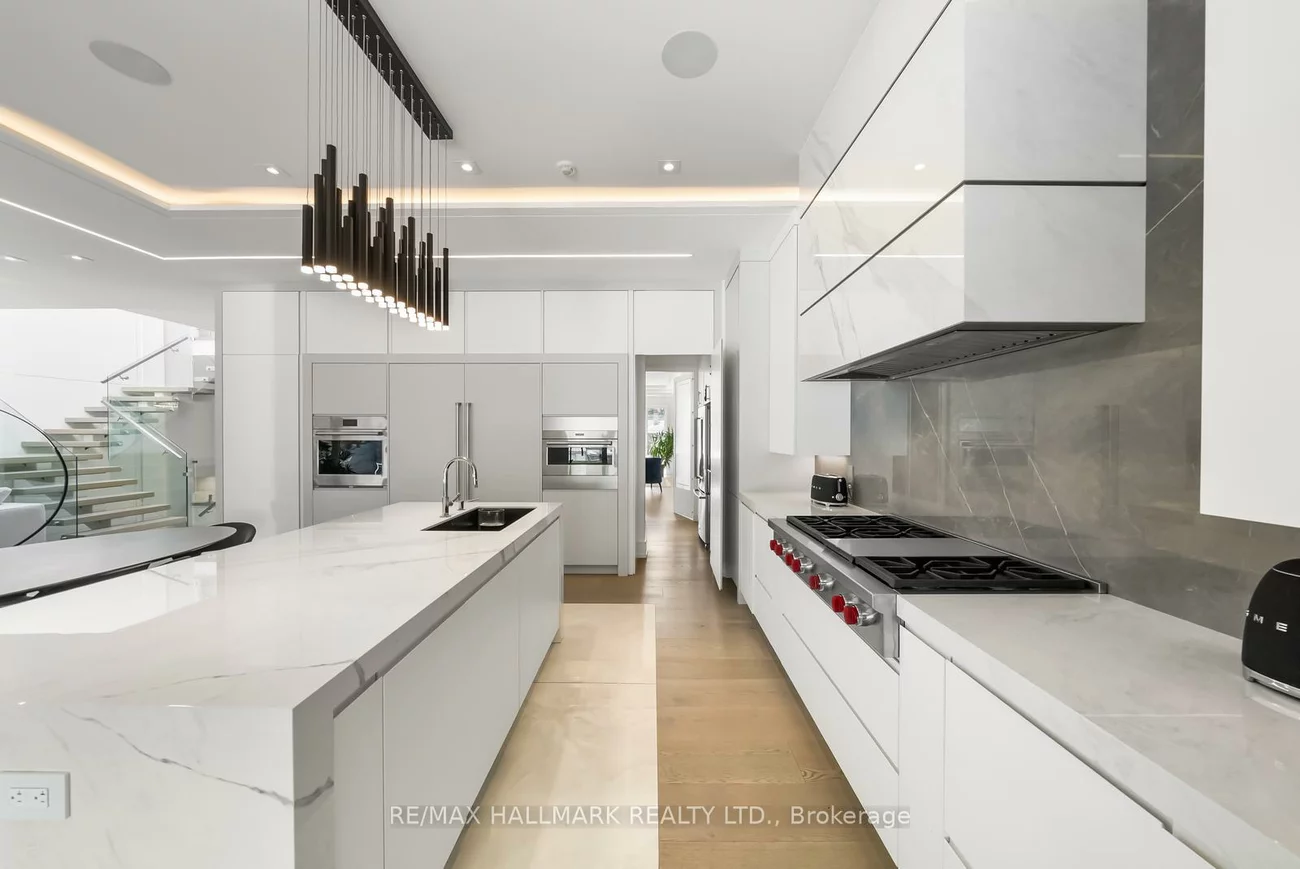 65, Whittaker, Bayview Village, Toronto