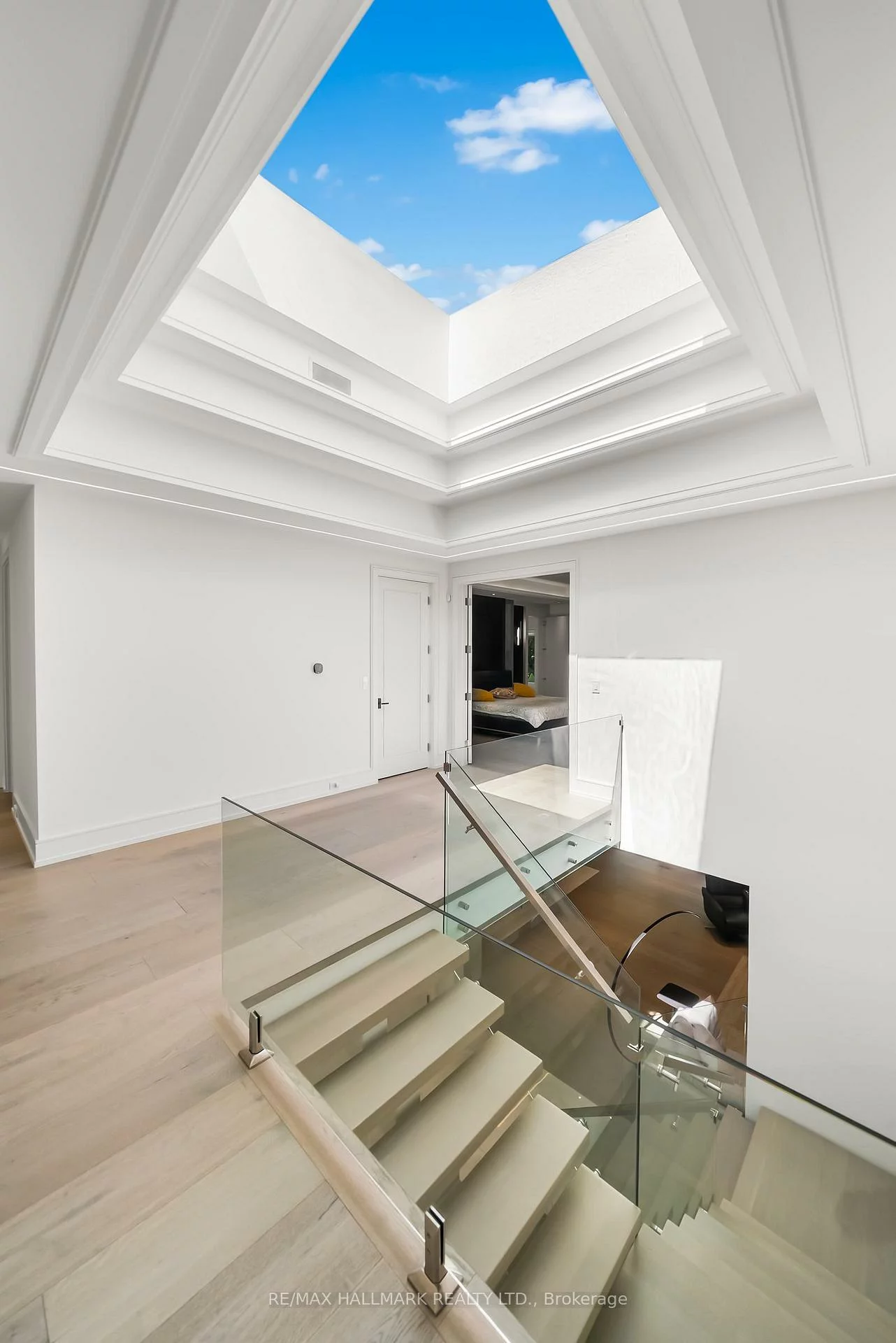 65, Whittaker, Bayview Village, Toronto