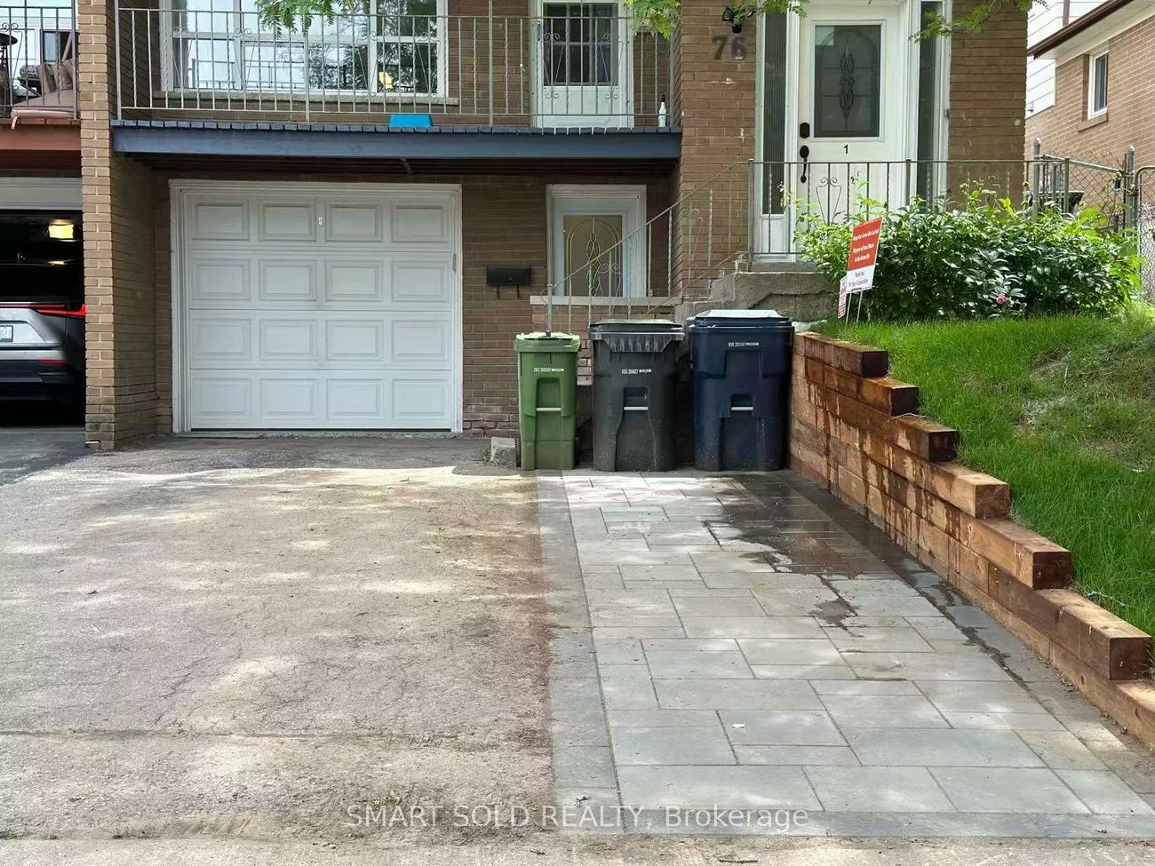 76, Clancy, Don Valley Village, Toronto