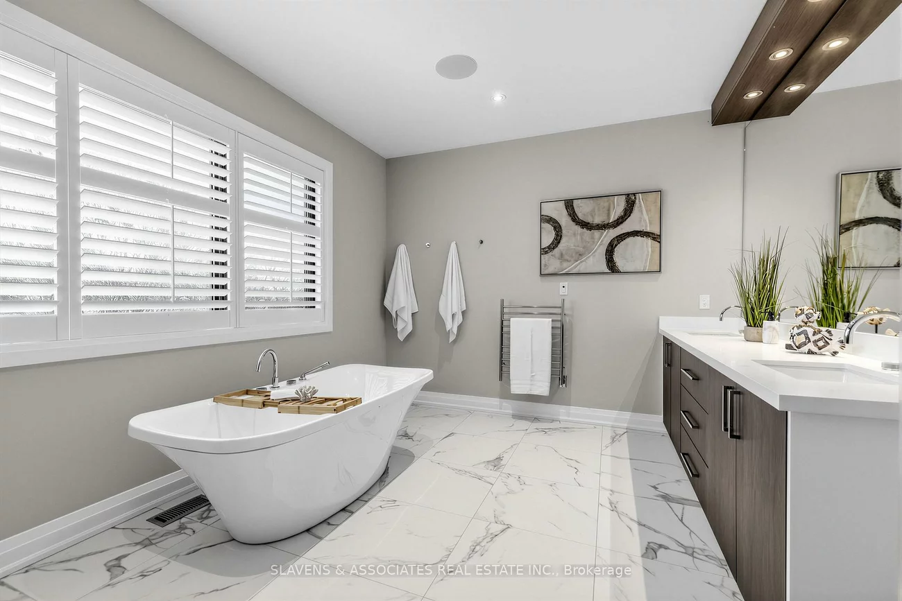 41, Invermay, Clanton Park, Toronto