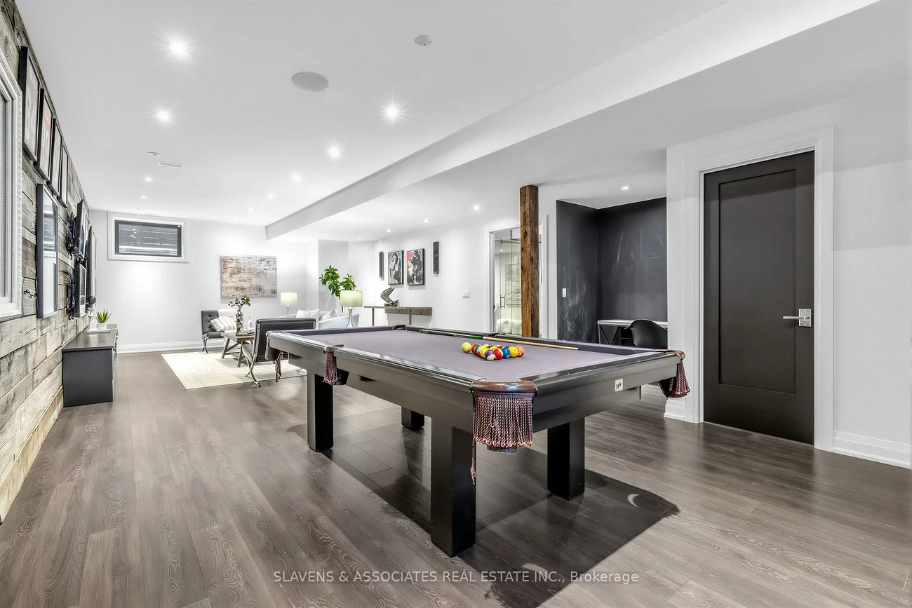 41, Invermay, Clanton Park, Toronto