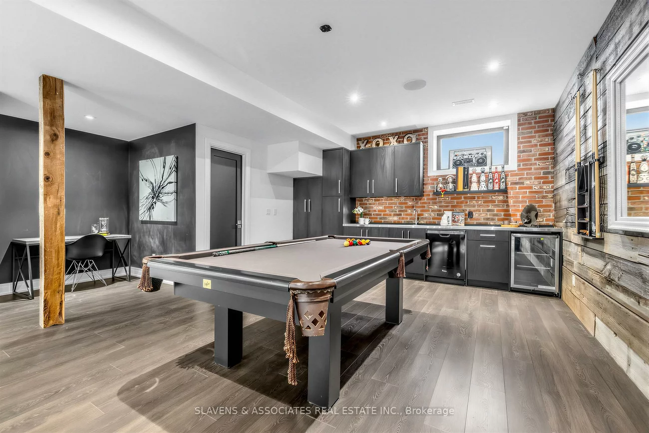 41, Invermay, Clanton Park, Toronto