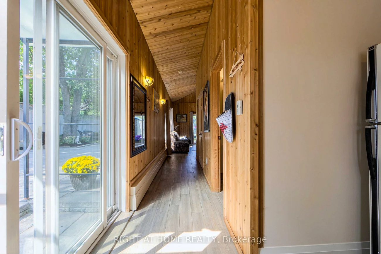 316, Churchill, Willowdale West, Toronto