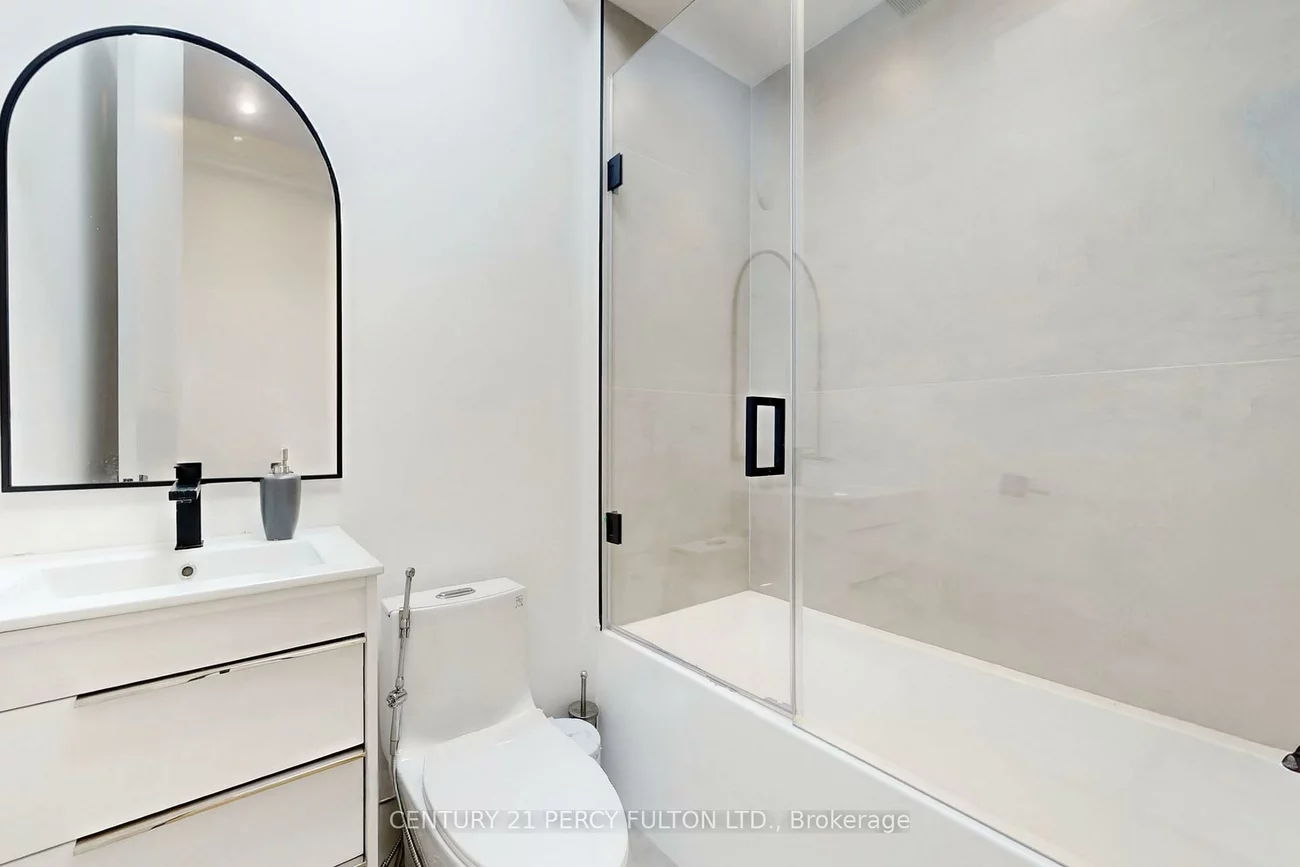 128, Anndale, Willowdale East, Toronto