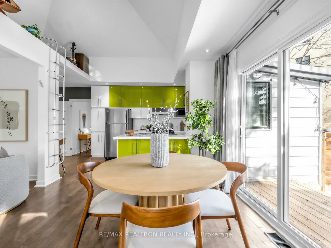 319, Wychwood, Humewood-Cedarvale, Toronto