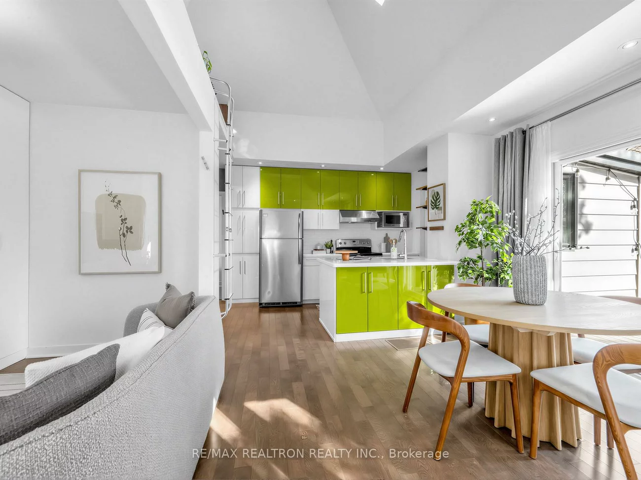 319, Wychwood, Humewood-Cedarvale, Toronto