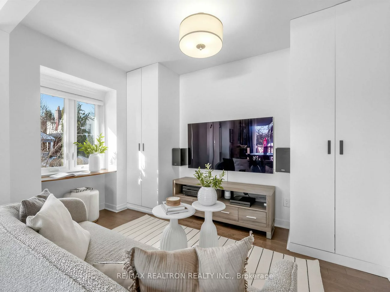 319, Wychwood, Humewood-Cedarvale, Toronto