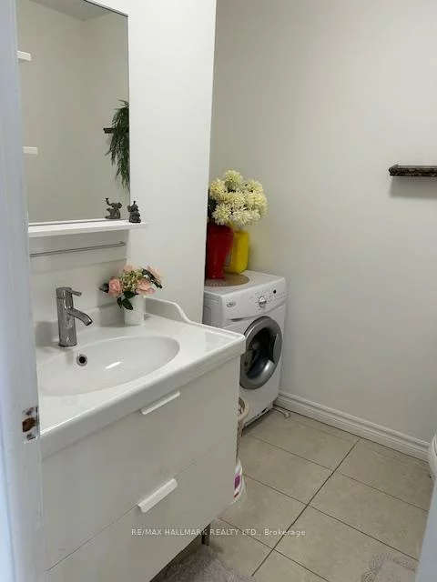20, Yucatan, Pleasant View, Toronto