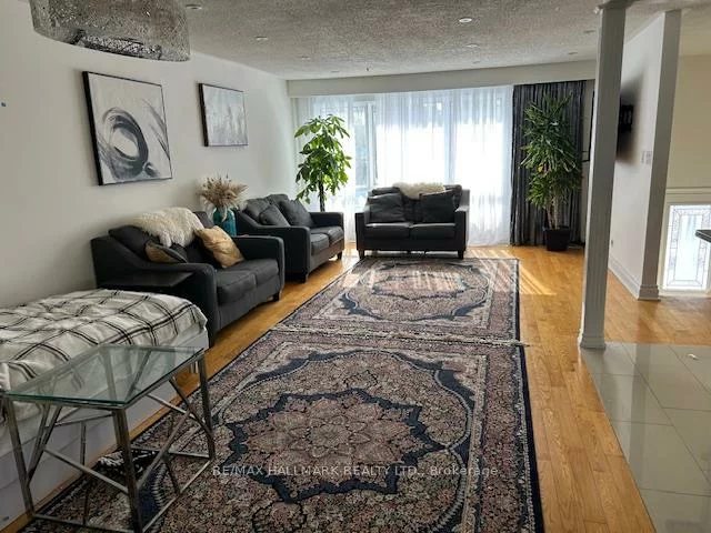 20, Yucatan, Pleasant View, Toronto