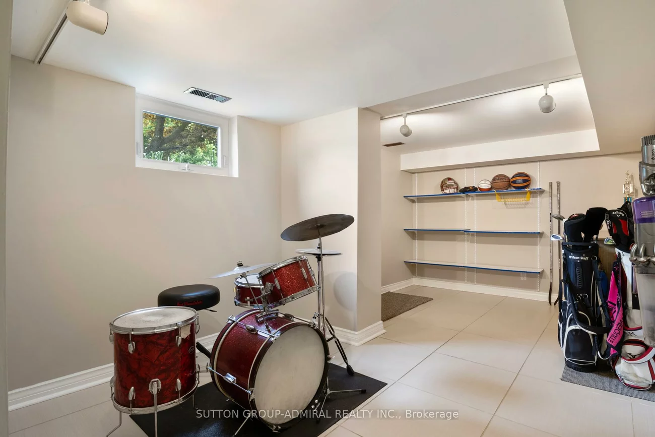 479, Hounslow, Willowdale West, Toronto