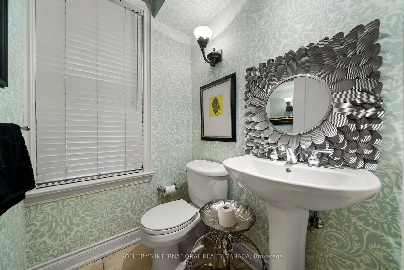 74, Aberdeen, Cabbagetown-South St. James Town, Toronto