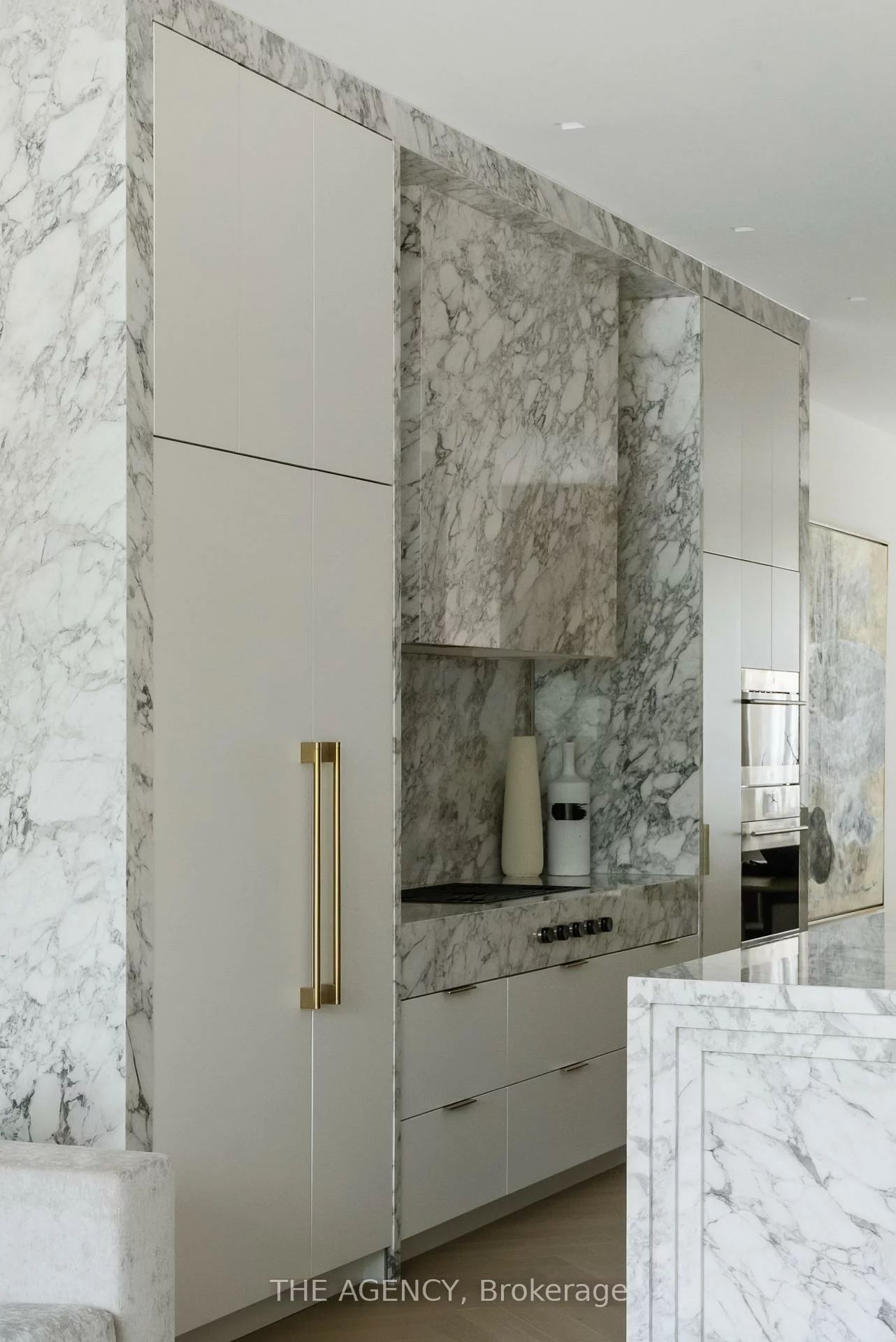 126, Sherwood, Mount Pleasant East, Toronto