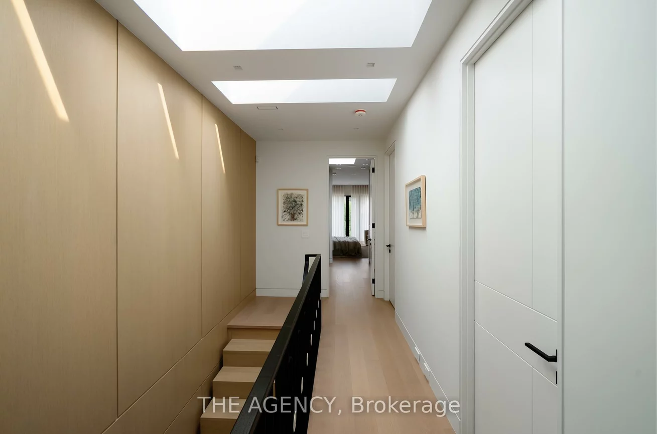 126, Sherwood, Mount Pleasant East, Toronto