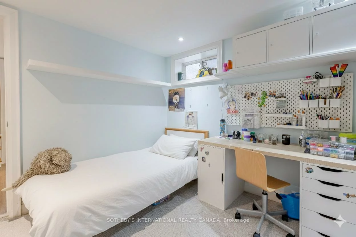 412, Wellesley, Cabbagetown-South St. James Town, Toronto