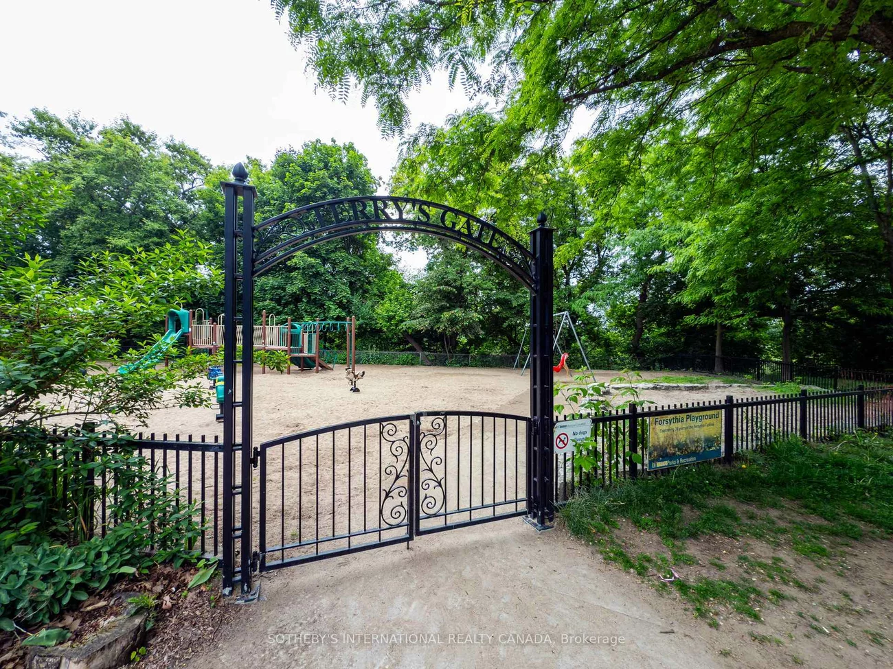 412, Wellesley, Cabbagetown-South St. James Town, Toronto