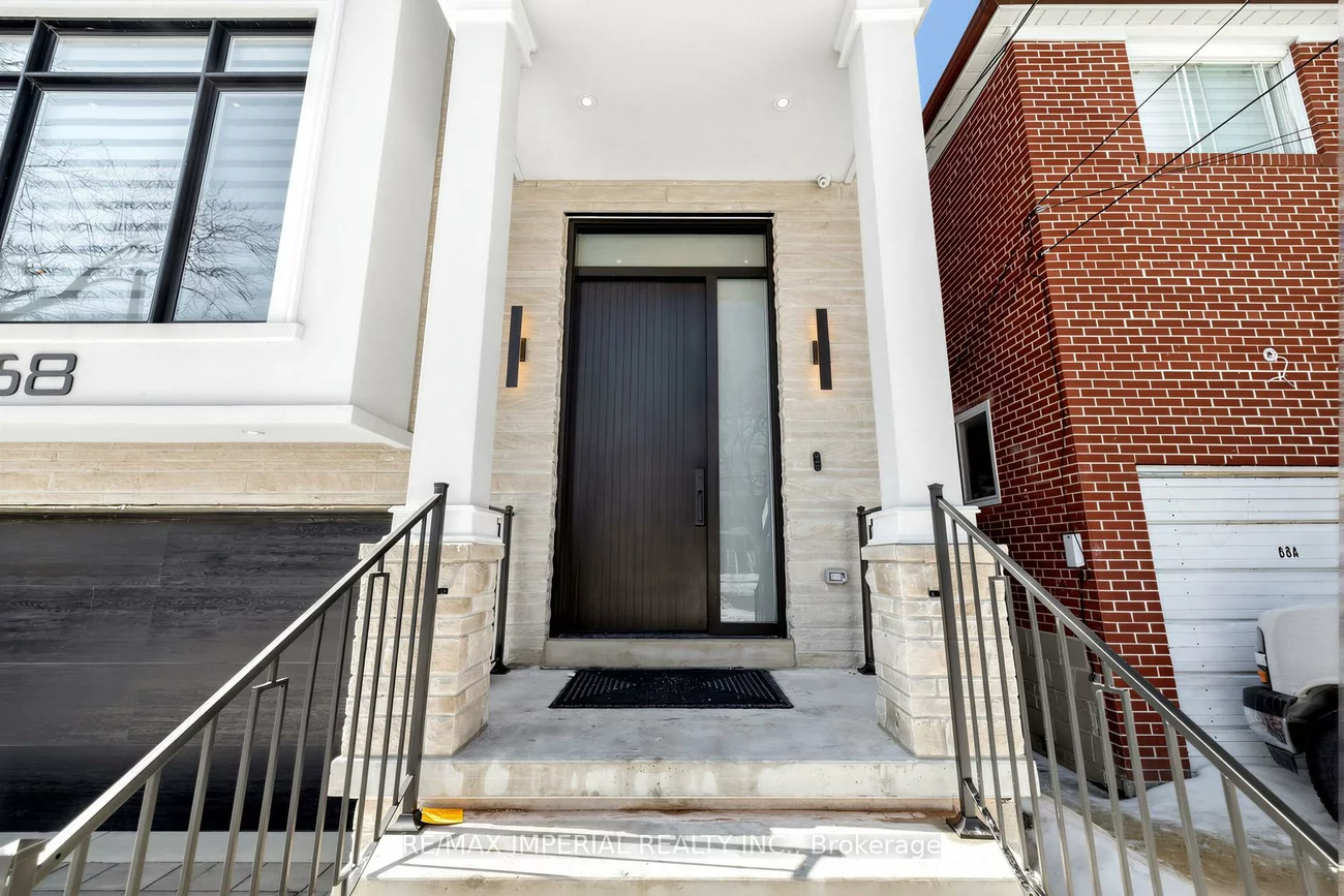 68, Lynnhaven, Englemount-Lawrence, Toronto