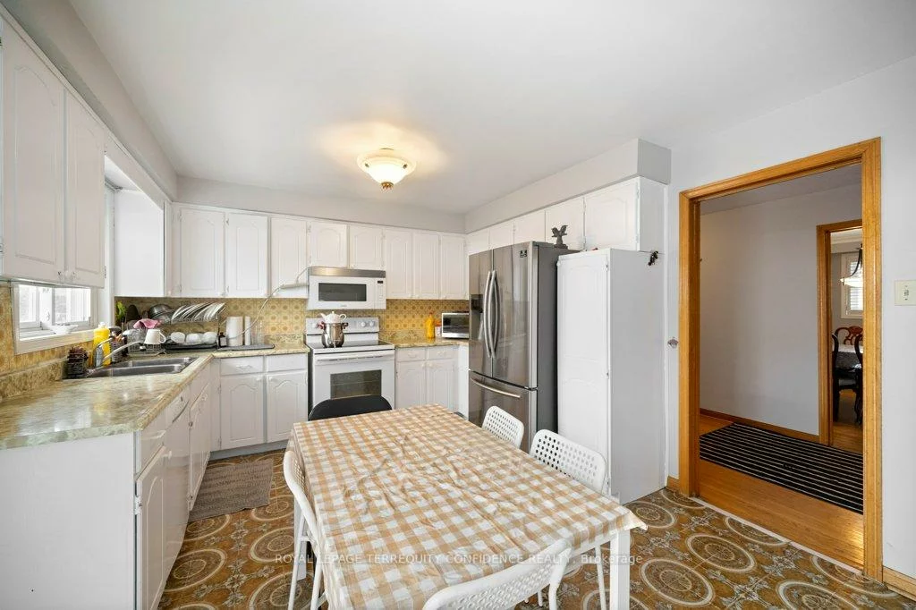 473, Hounslow, Willowdale West, Toronto