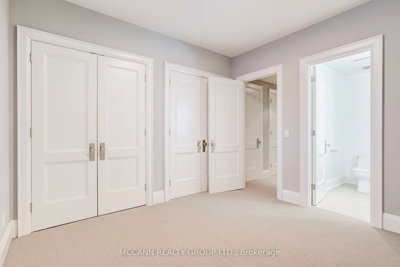 172, Hanna, Leaside, Toronto