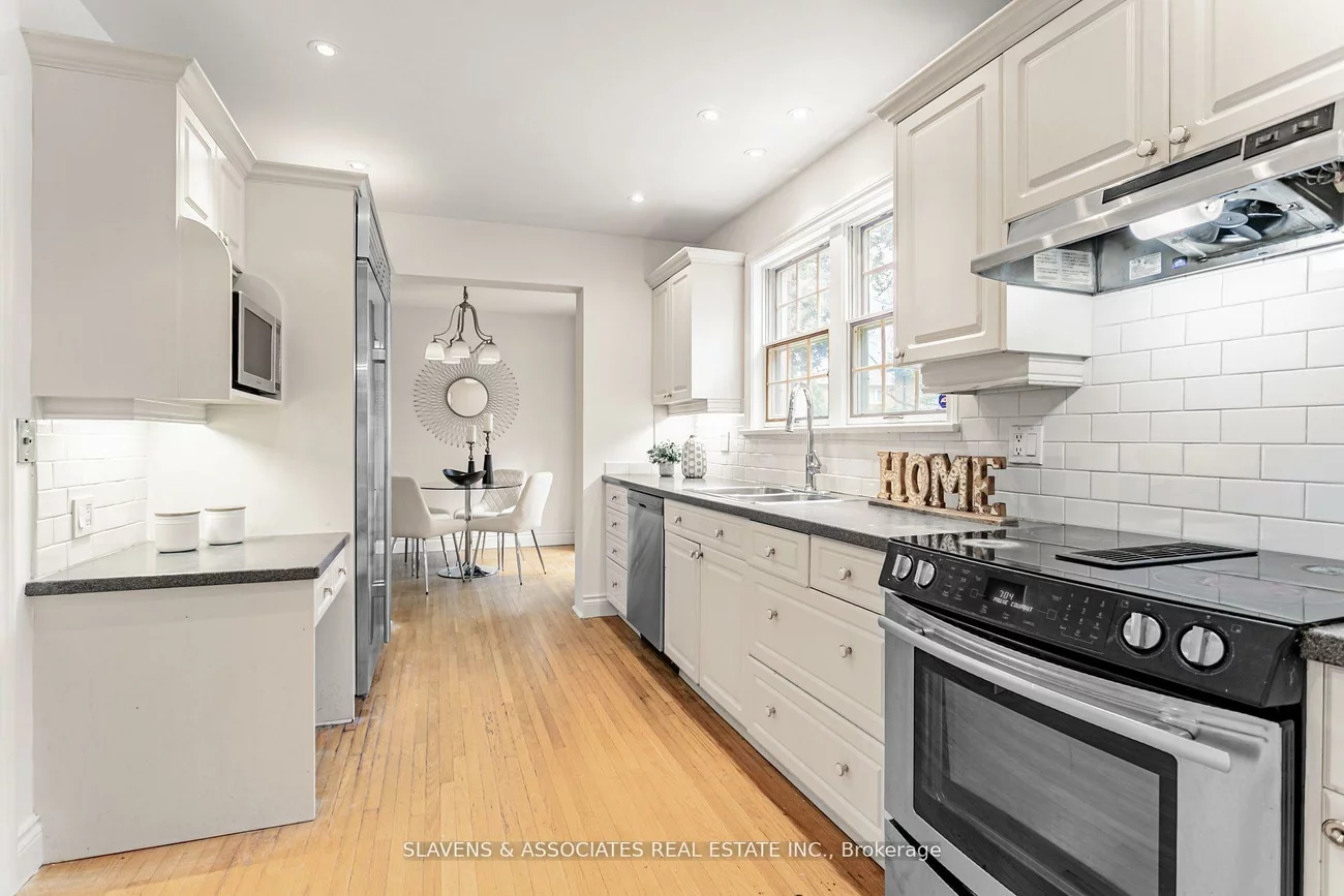 123, Lord Seaton, St. Andrew-Windfields, Toronto