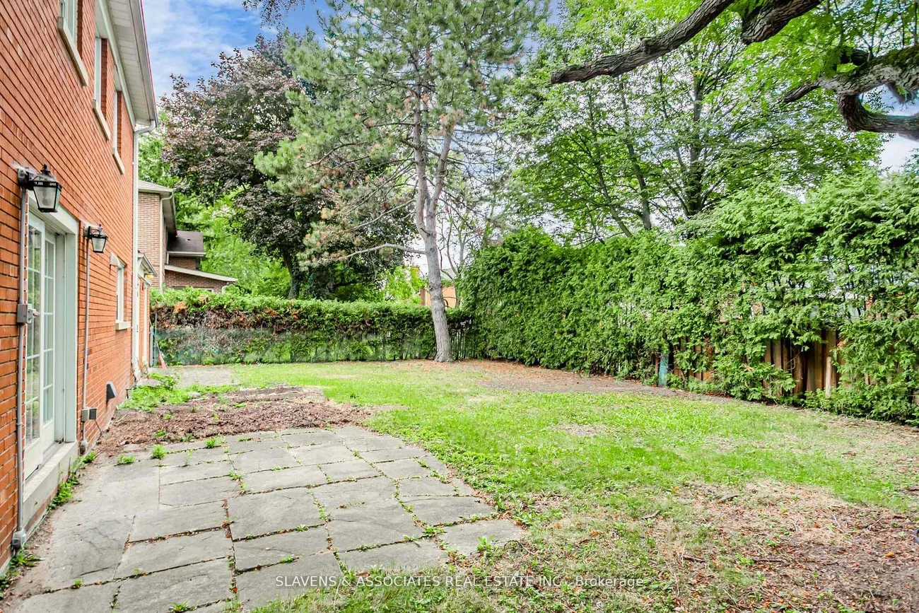 123, Lord Seaton, St. Andrew-Windfields, Toronto