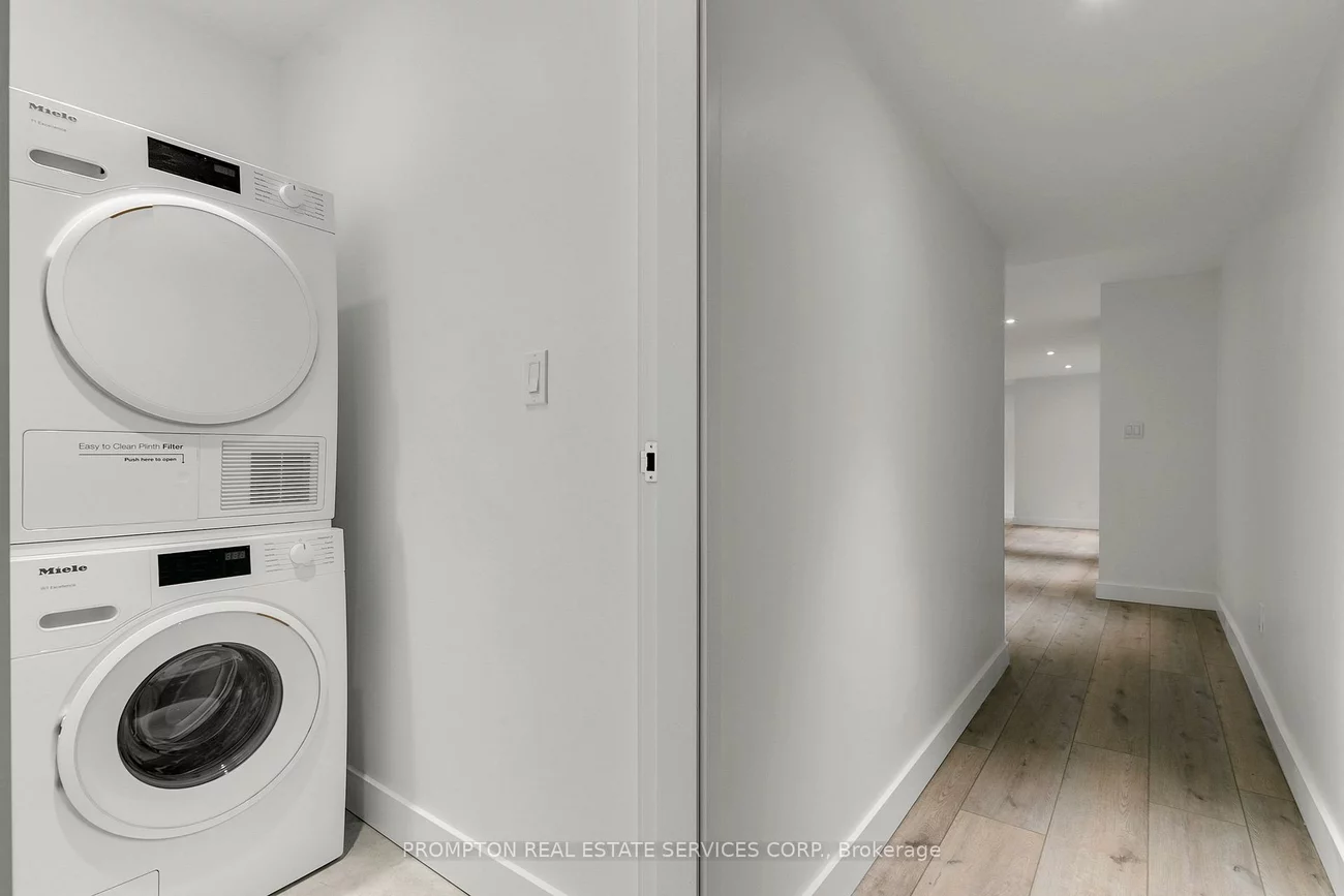 11, Gloucester, Church-Yonge Corridor, Toronto