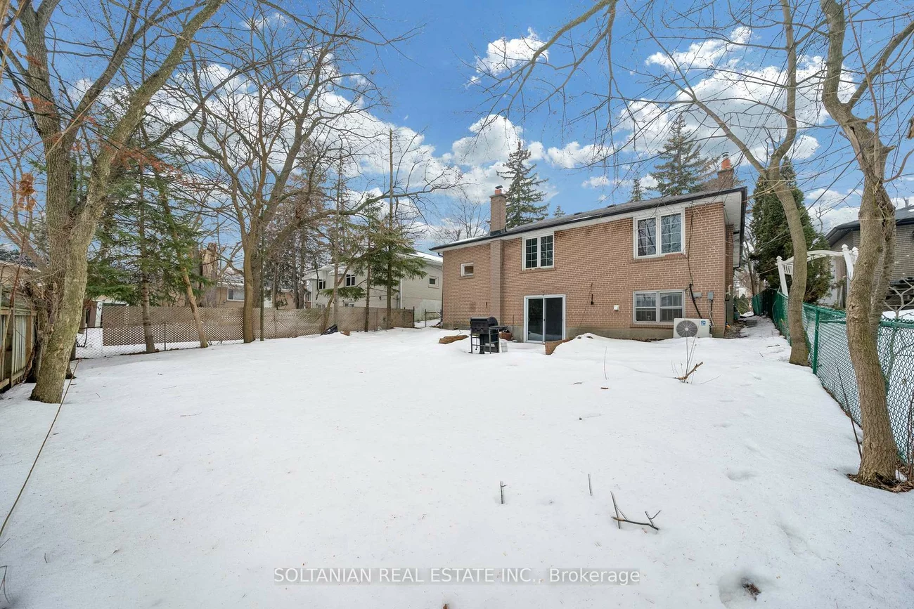 3053, Bayview, Bayview Village, Toronto