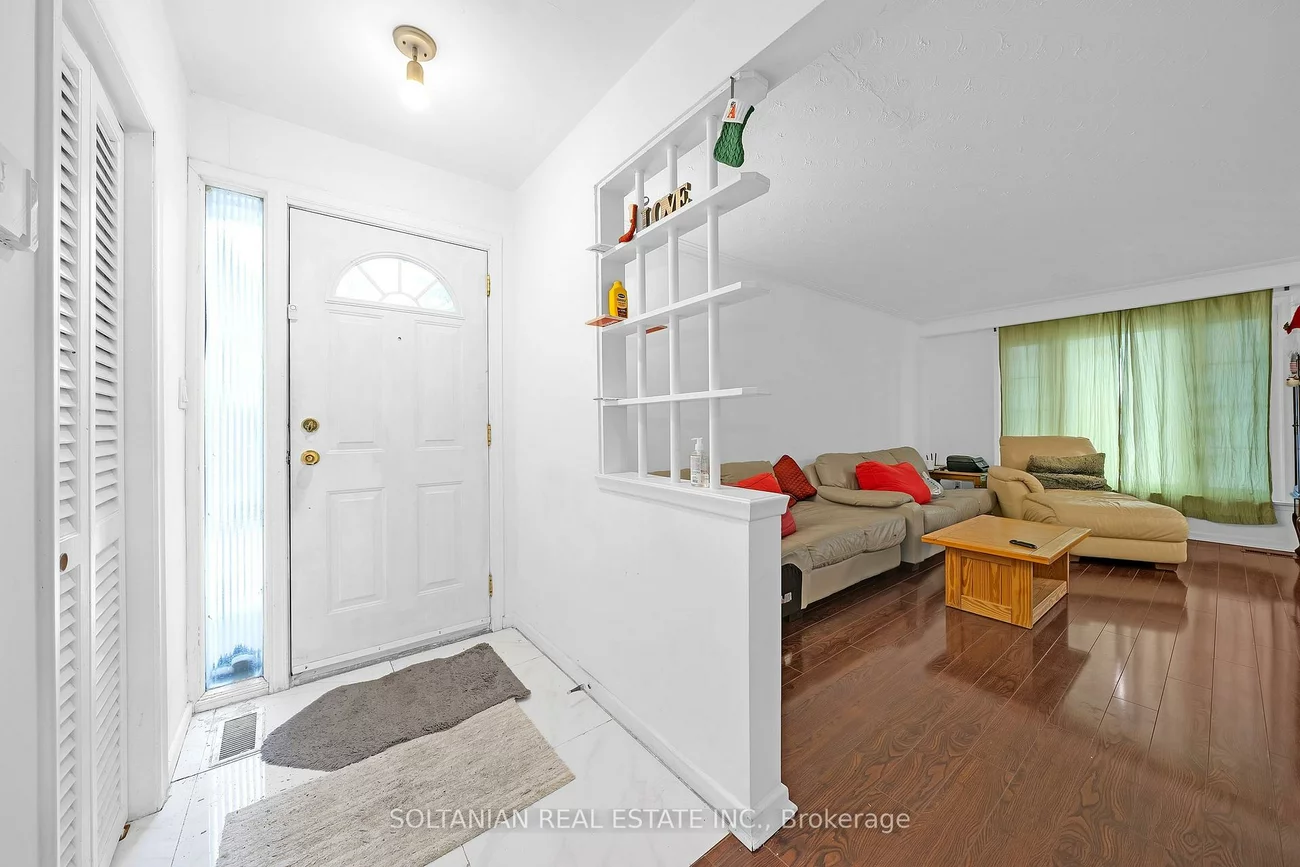 3053, Bayview, Bayview Village, Toronto