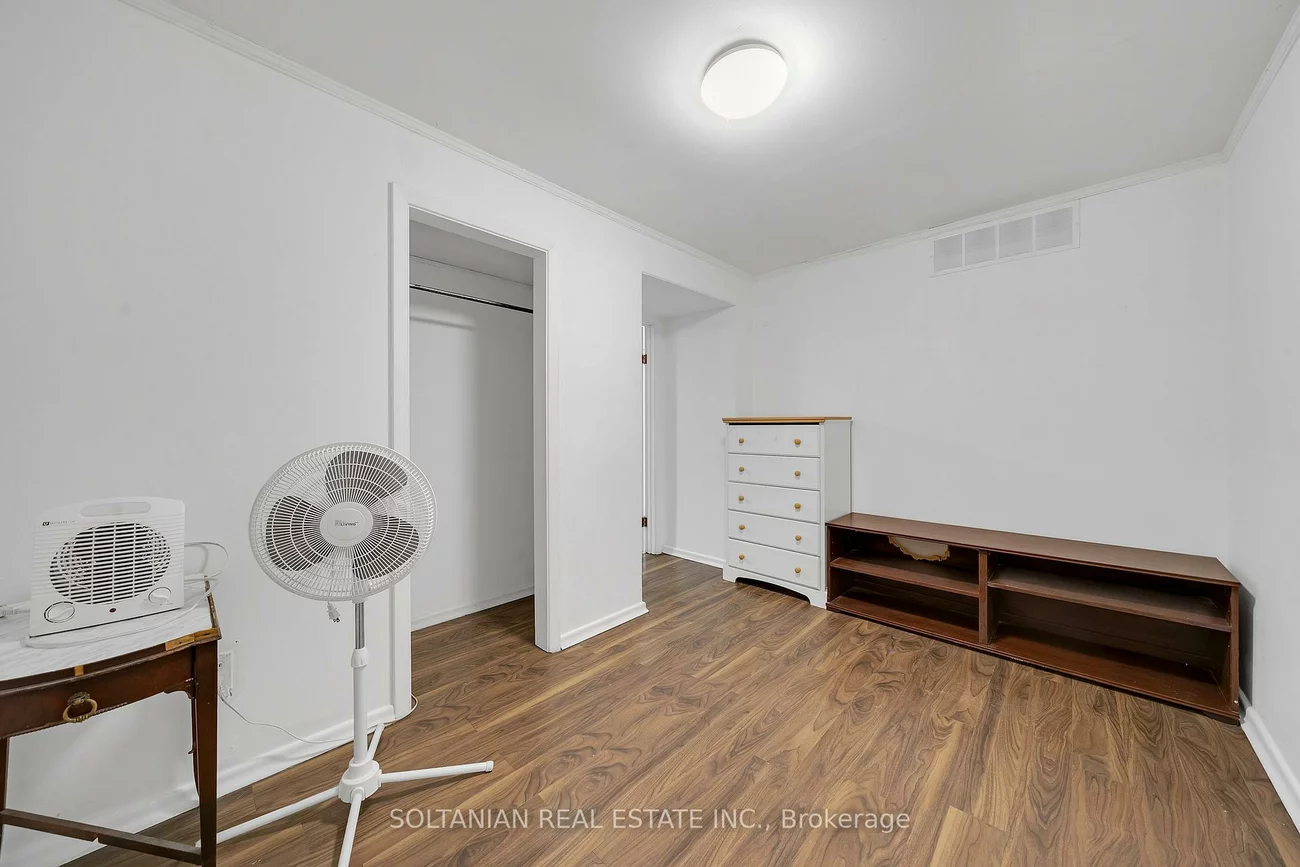 3053, Bayview, Bayview Village, Toronto