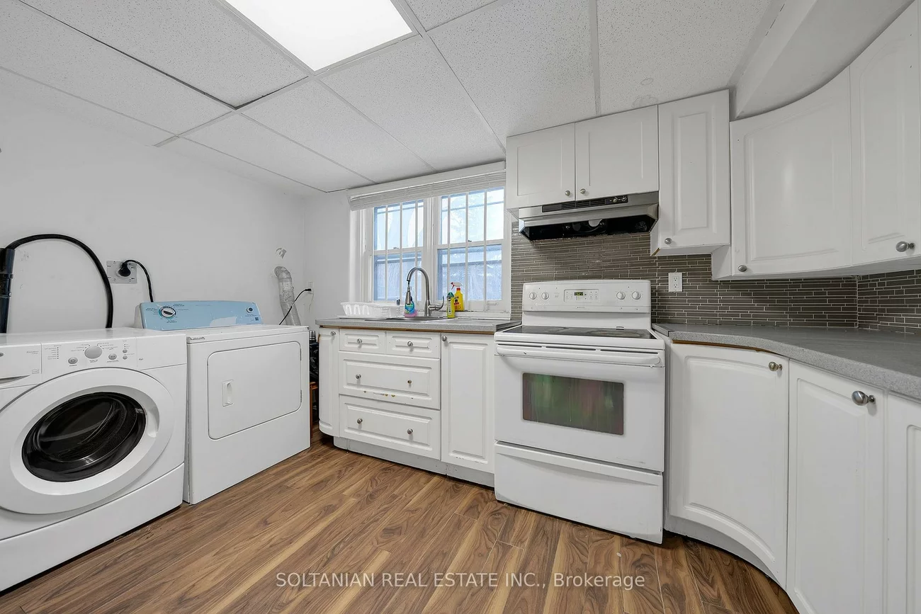 3053, Bayview, Bayview Village, Toronto