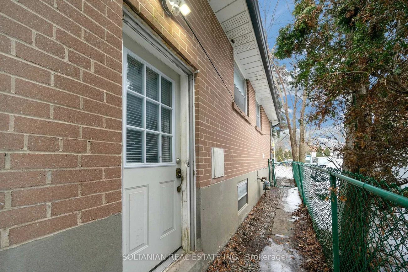 3053, Bayview, Bayview Village, Toronto