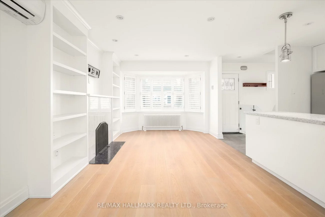 49, Elvina, Mount Pleasant East, Toronto