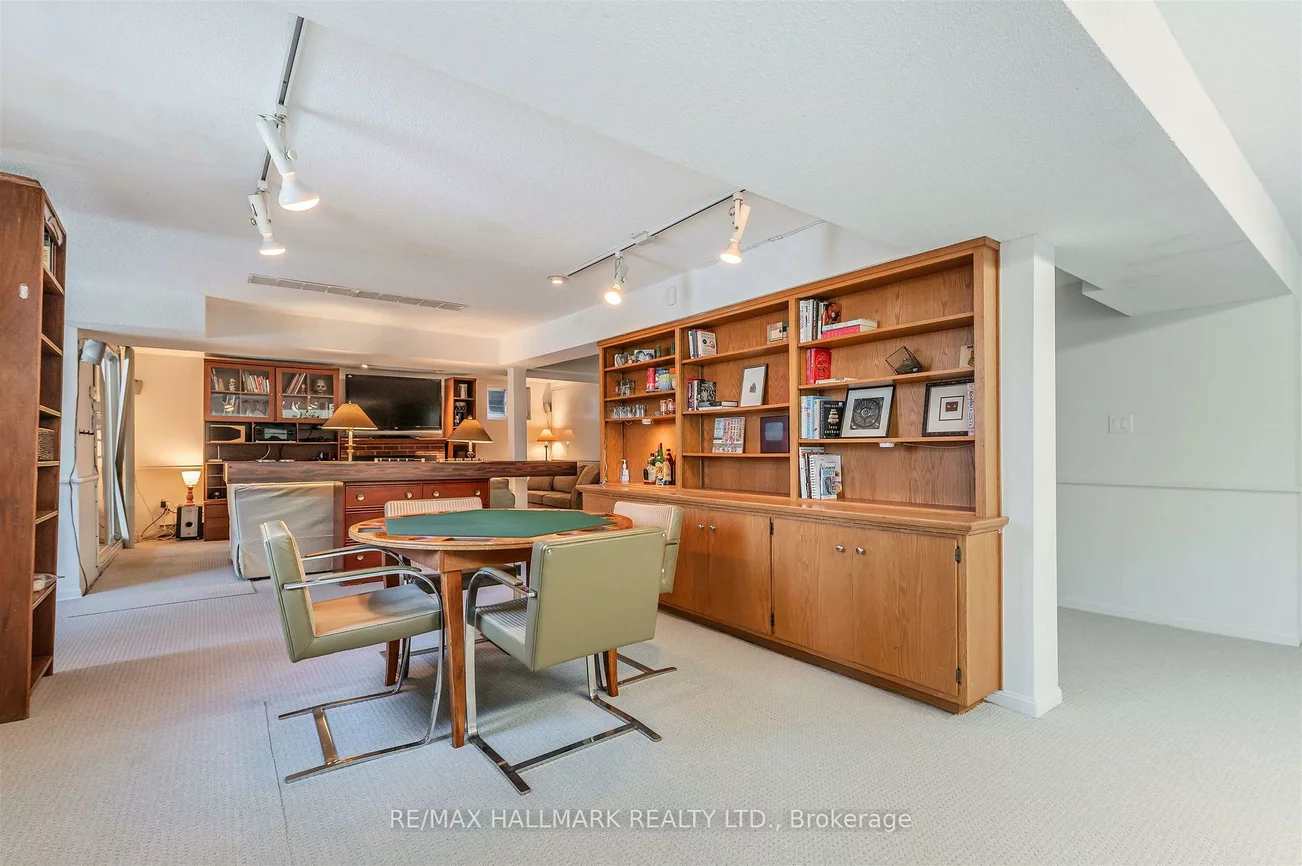 136, Mossgrove, St. Andrew-Windfields, Toronto