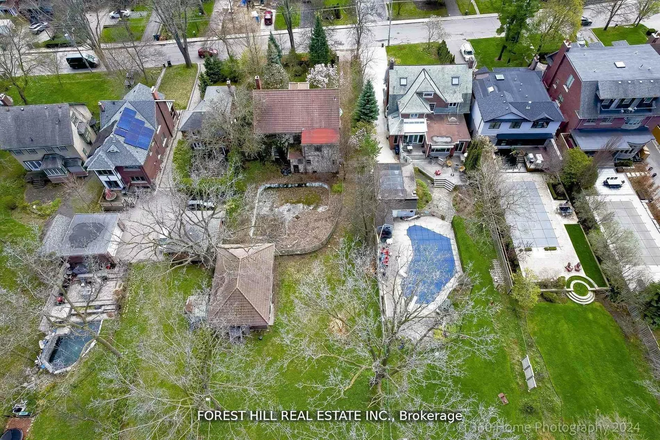 132, Blythwood, Lawrence Park South, Toronto