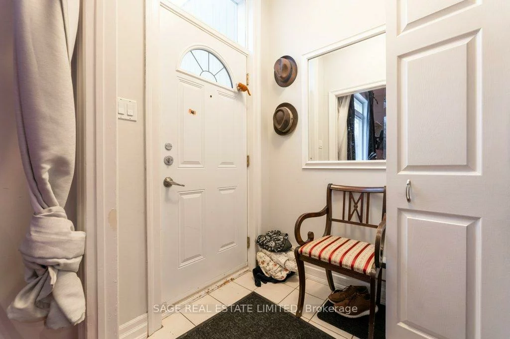 204, Berkeley, Moss Park, Toronto