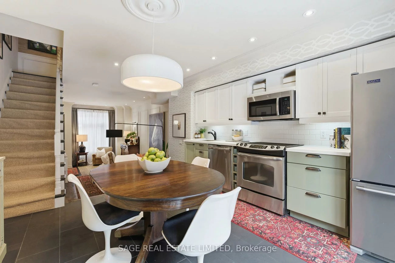 6, Old Trillium, Regent Park, Toronto