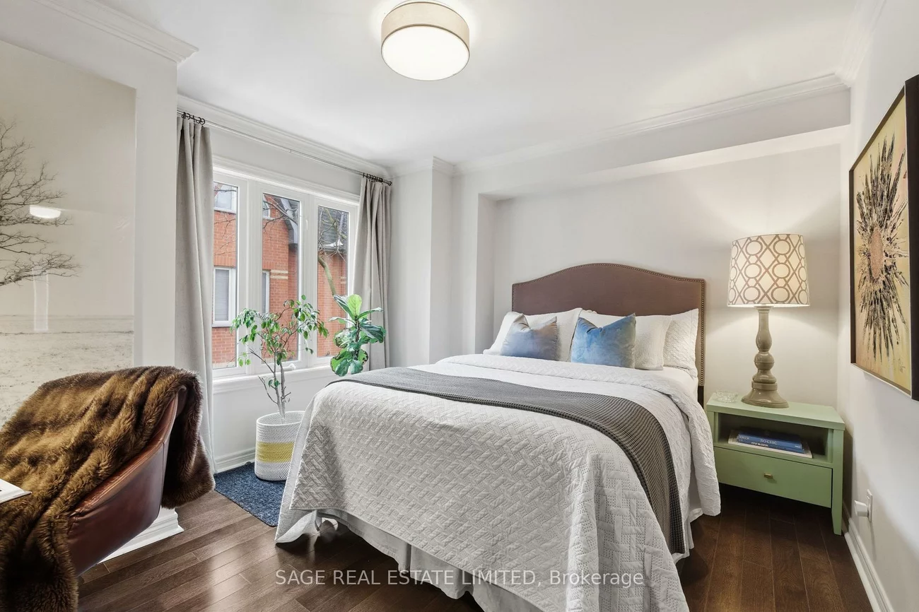 6, Old Trillium, Regent Park, Toronto