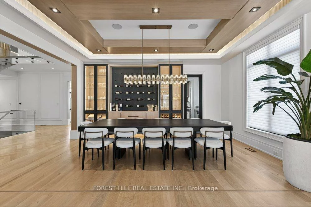 188, Burbank, Bayview Village, Toronto