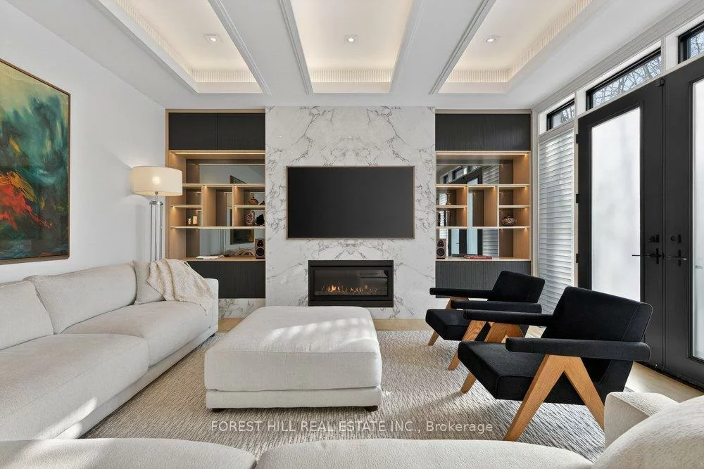 188, Burbank, Bayview Village, Toronto