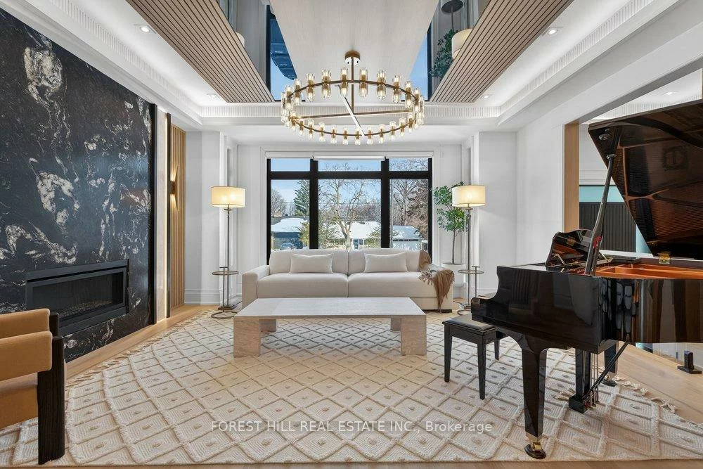 188, Burbank, Bayview Village, Toronto