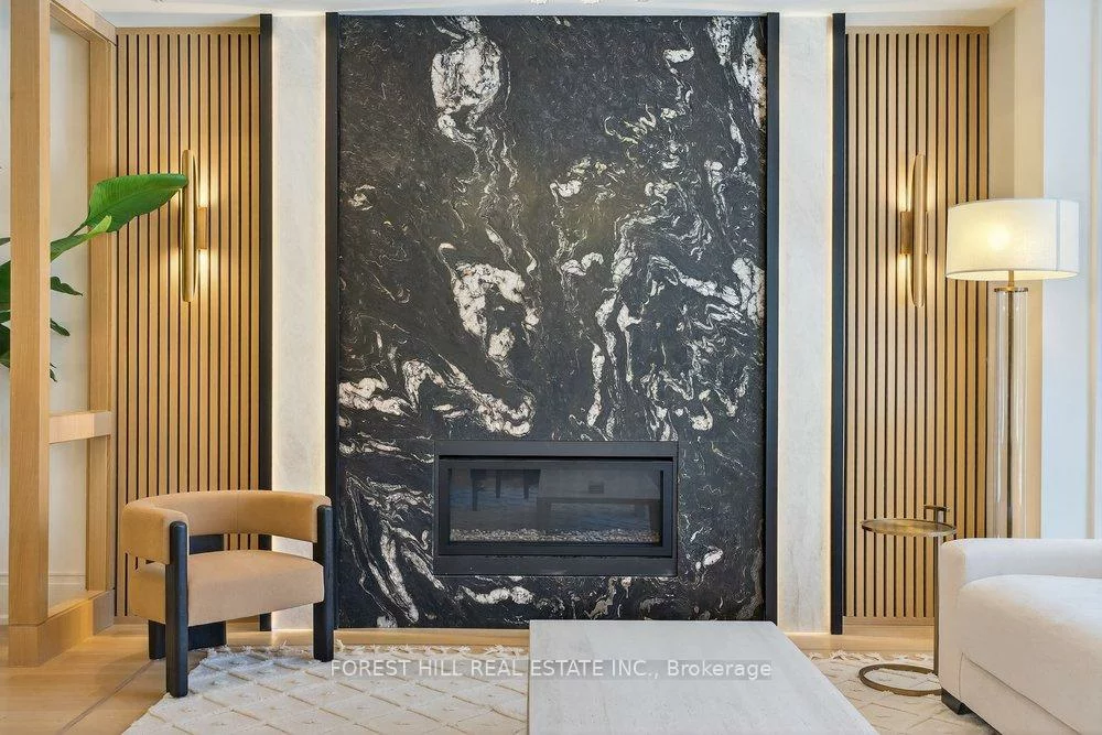 188, Burbank, Bayview Village, Toronto