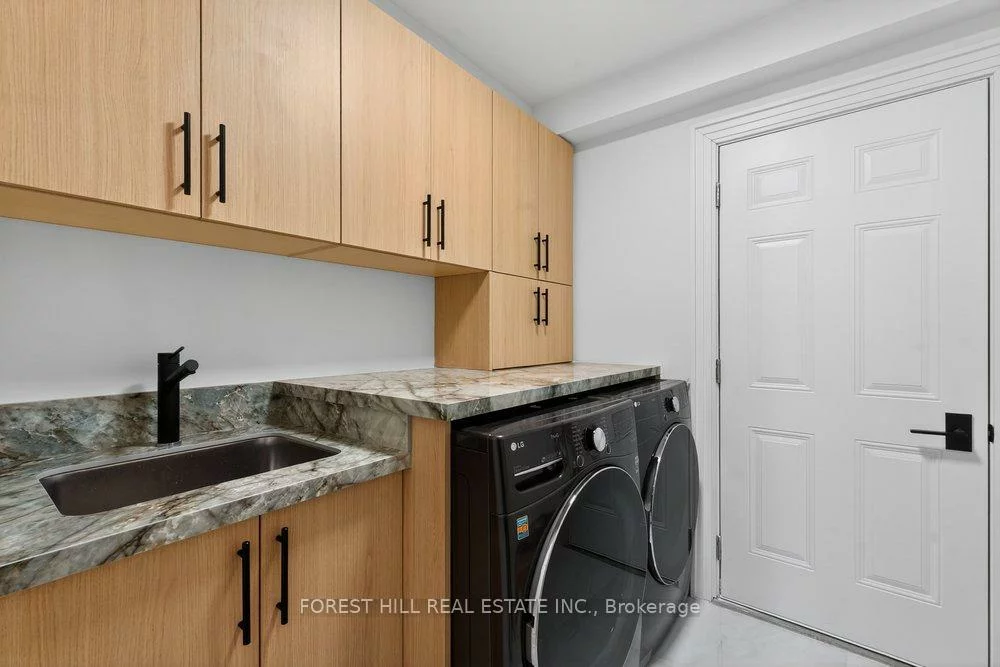188, Burbank, Bayview Village, Toronto