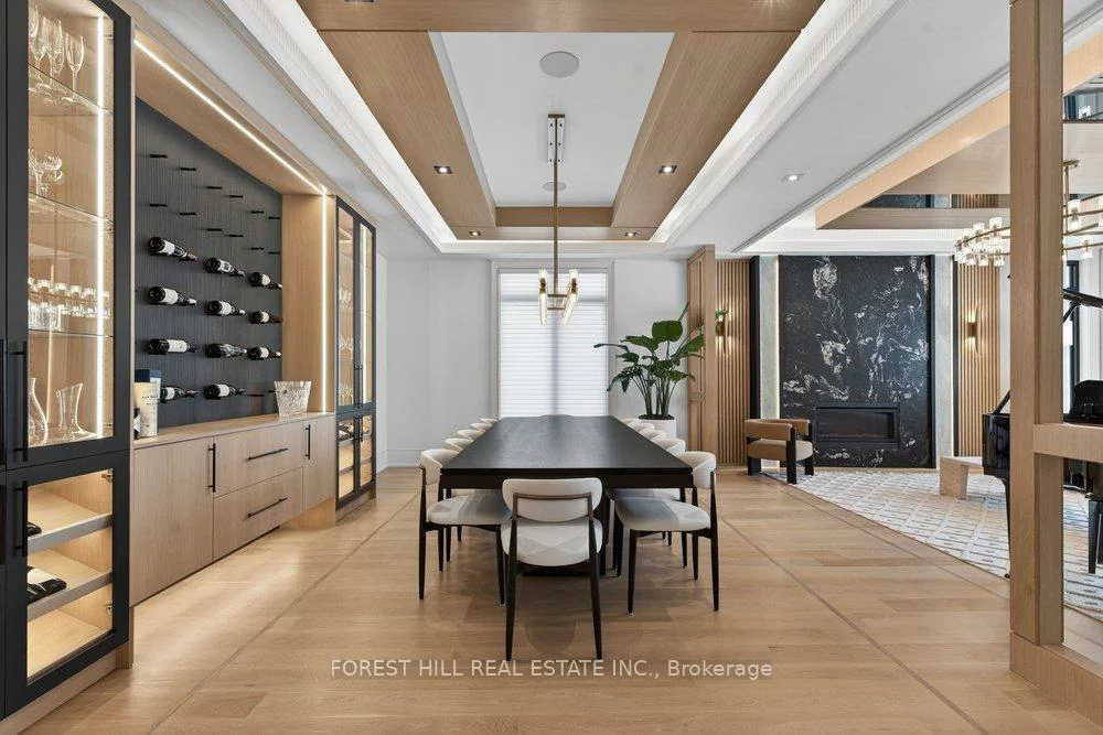 188, Burbank, Bayview Village, Toronto